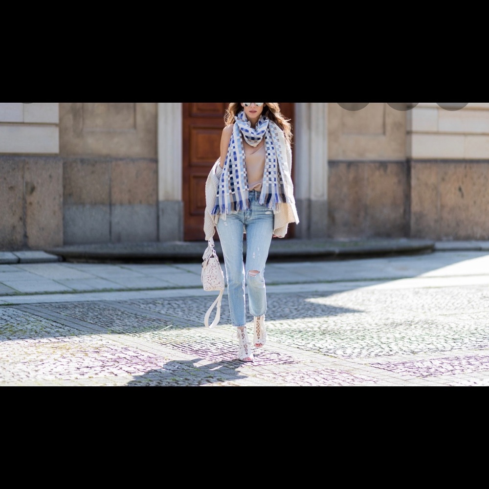 Meet your Posher, Ashley.